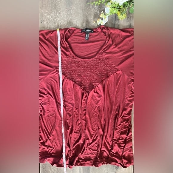 Love & Legend Short Sleeve Scoop Neck Shirt X - Picture 7 of 7